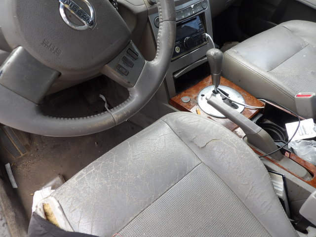 2004 Nissan Maxima