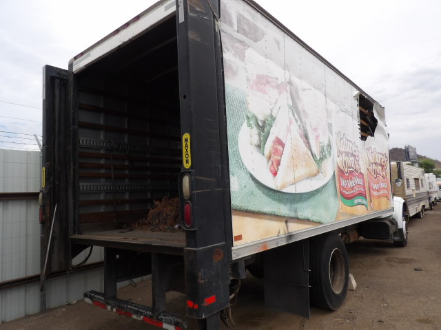 2001 International 4900